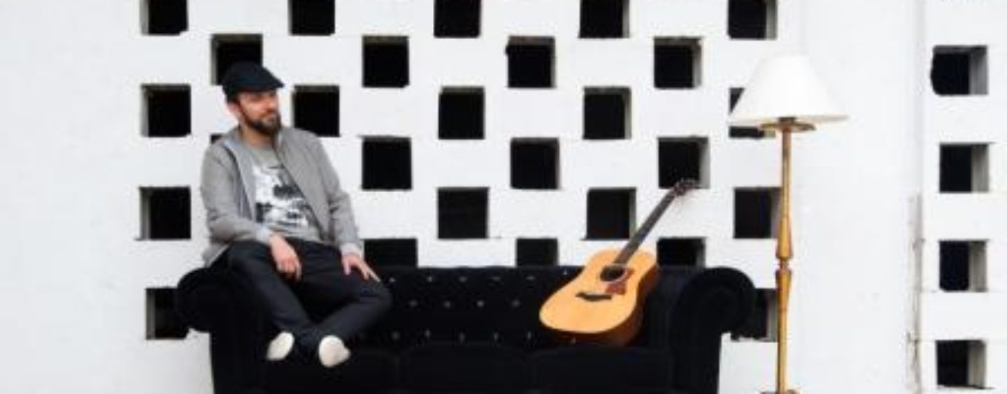 JOAQUIN GARLI, finalista del programa LA VOZ, presenta su primer álbum “Sintecho” en la FNAC