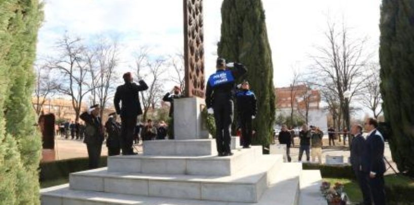 Leganés rinde homenaje a las víctimas del atentado del 11 de marzo y al GEO fallecido en la ciudad el 3 de abril de 2004