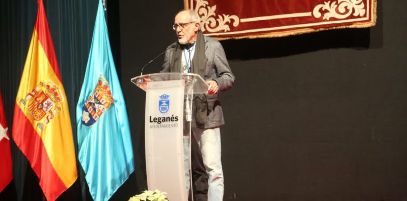 Cáritas Leganés y la CEMU reciben la Medalla de Oro de la Villa de Leganés en el acto homenaje a la Constitución